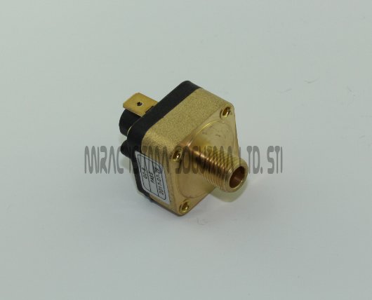 Kombi Su Basınç Sondası 1/8 Dişli Mini Köşeli Huadı 2.Soketli Sarı ( KK01.96.669 ) Airfel Digifel su basınç sondası . Ünical Eve 05 su basınç sondası .