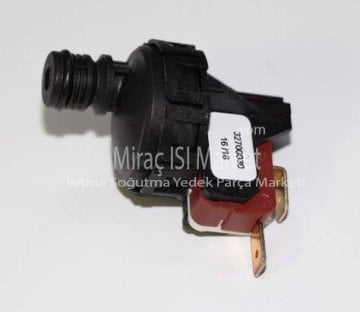 Bosch condens 6000 su basınç anahtarı . sonda . Elbi . Bitron İTALY . 2.Soketli . Beyaz renkli ( KK01.68.029 ) Bosch class 2000w su basınç sondası . immergas eolo star su basınç sondası . Airfel su basınç sondası .