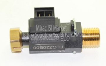 Demirdöküm şofben akış şalteri . Rekorlu . ( KK01.96.543 ) GTE İTALY . bi tarafı Rekorlu diğer tarafı Dış Dişli . Flow Switch