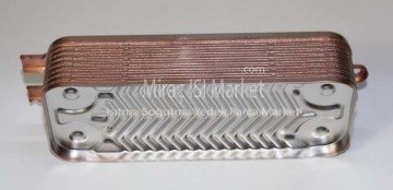 Bosch classic condense eşanjör . Kulaklı ( KK01.96.696 ) 16.Plakalı (P.R.C) . Bosch class 2000w eşanjör . Buderus gb 062 eşanjör .