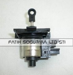 Bosch 3 yollu motor . uç kısmı yuvarlak ortası delikli 24Vdc . 6 iğne uçlu ( KK01.96.414 ) (PRC) Viessmann 3 yollu motor .