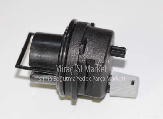 viessmann sirkülasyon pompa hava purjörü . Grundfos modele uygun . Çevirmeli tip . 2 TIRNAKLI plastik ( KK01.96.833 ) . Çeşitli marka ve modellerde kullanılmaktadır.