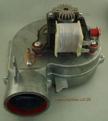 Vaillant turbotec fan motoru ( KK01.89.156 ) 60waat 230V 50Hz . Vaillant Vuw Fan motoru . Vaillant Pro Fan motoru .