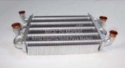 Ferroli domicondens f24 d eşanjör . ana eşanjör ( KK01.95.234 ) 4.Çapraz çıkışlı geçme tip  ( 2x1/2-2x3/4)  PRC . Ferroli domiproject f24d eşanjör . ferroli domitech f24 eşanjör .