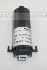 Baymak baxi ateşleme trafosu Honeywell 3.uçlu AC1A114 Çeşitli markalara uygun ( KK01.89.113 ) Baymak Eco ateşleme trafosu 230 volt . 50 hz  Honeywell