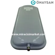 Ferroli domiproject f24 genleşme tankı . 8.Lt . Geçme tip Dik tank . Önaysan ( KK01.96.488 ) Ebad  ölçüsü ( 56,5x22x6,5cm) Ferroli fer genleşme tankı .
