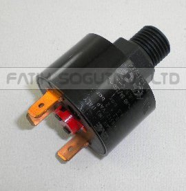 Bosch condens 2000 Su basınç sondası .  1/4 dişli plastik CEME Made in italy 3.uçlu ( KK01.96.666 )  Eca proteus su basınç sondası . Baymak baxi su basınç anahtarı .