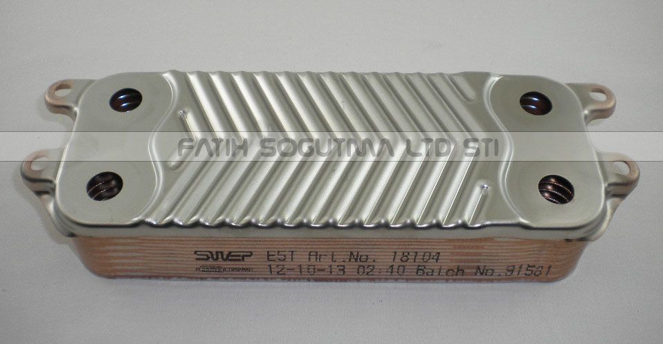 Vaillant turbotec eşanjör . 16.Plakalı 4.Dış kulaklı ( KK01.89.026 ) SWEP Made in İtaly .