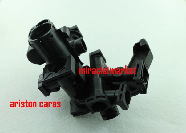 Ariston cares sağ blok . hidroblok ( KK01.95.411 )(TR) Doldurma musluğun olduğu blok . Ariston genus x sağ blok . Ariston clas x sağ blok . Ariston  cares x sağ blok .