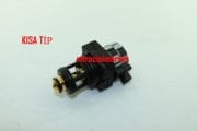 Viessmann vitopend 3 yollu motor . Kısa tip .kompozit.made in Prc ( 93180014152 )( 7832404 ) (150ohm-DC24V-7W) 6.uçlu grup soketli .