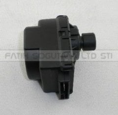 Chunhui orjinal step motor . Demirdöküm neva 3 yollu vana motoru 220Volt . 50Hz . Kare Kafa ( KK01.89.239 )  Demirdöküm Nitromix 3 yollu motor . Demirdöküm atron 3 yollu motor .