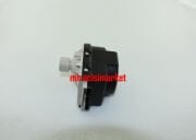Ariston Egis 3 yollu vana motoru  ( 93180005115 ) Siyah beyaz 220V kare tip 10MM I.T.M Made  in PRC . Ariston clas 3 yollu vana motoru . Ariston Genus 3 yollu vana motoru