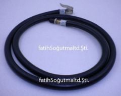 Genleşme tank  hava basma hortumu . 50cm Mandallı . Örgülü ( KK01.89.209 ) Görseldeki Resim Temsilidir . Kombi genleşme tank hava basma hortumu .