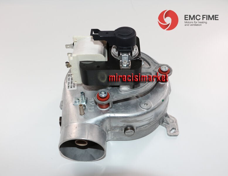 Vaillant ecofit fan motoru . Tako okuyuculu . Demirdöküm atron condense fan motoru ( 93180008712 )  Fime Made in İTALY . 55Waat VGR0114934 . 2 adet hava purjör çıkışlı