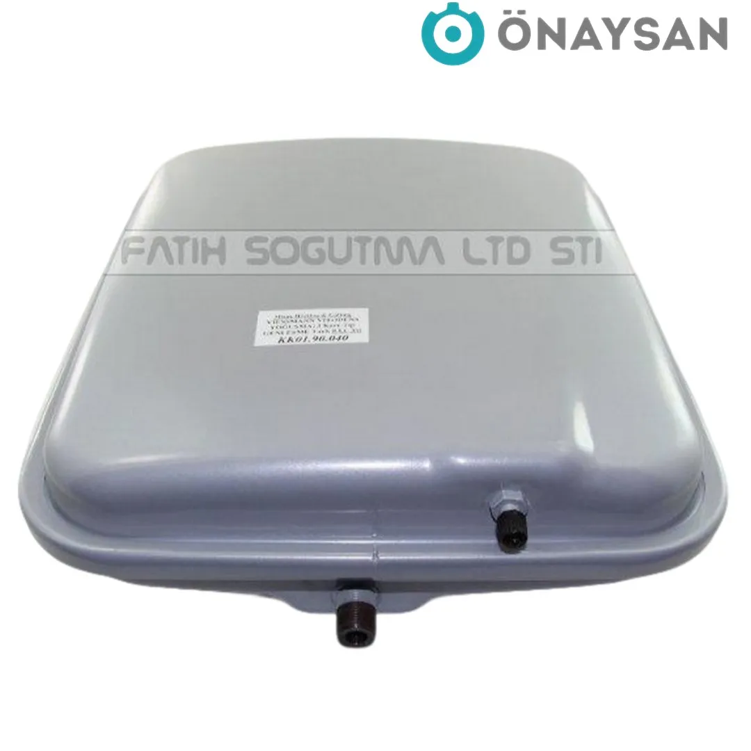 viessmann vitodens 100 Genleşme Tankı .  Dikdörtgen GRİ 8.Lt 3/8 çıkışlı ÖNAYSAN ( KK01.90.040 ) ( boy 37. en 31 . derinlik 8 cm) viessmann vitodens 050 genleşme tankı